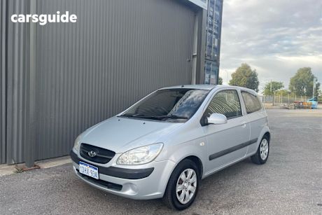 Silver 2010 Hyundai Getz Hatchback S