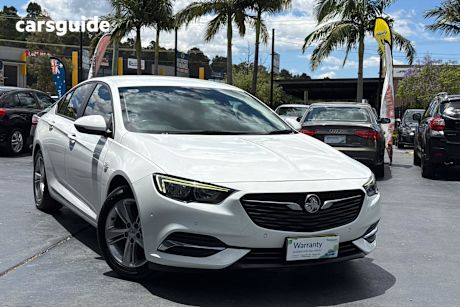 White 2020 Holden Commodore Liftback Lt