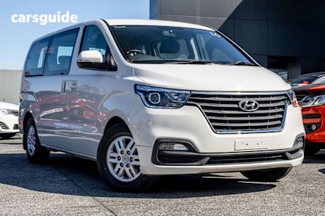 White 2019 Hyundai Imax Wagon Active