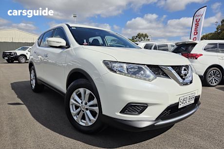 White 2014 Nissan X-Trail Wagon St (Fwd)