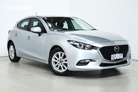 Silver 2018 Mazda 3 Hatchback Neo Sport