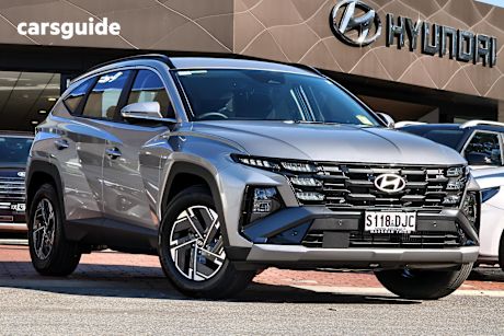 Silver 2025 Hyundai Tucson Wagon Hybrid (Fwd)