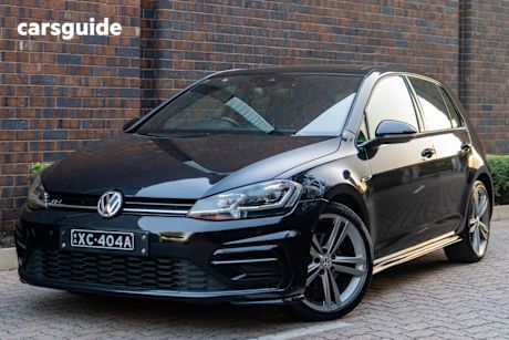 Black 2018 Volkswagen Golf Hatchback 110 Tsi Highline