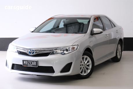 Silver 2012 Toyota Camry Sedan Hybrid H
