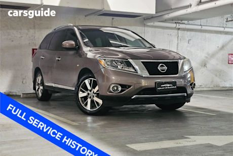 Gold 2013 Nissan Pathfinder Wagon St-L (4X2)