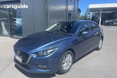Blue 2016 Mazda 3 Hatchback Neo