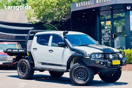 White 2014 Mitsubishi Triton Double Cab Utility Glx (4X4)