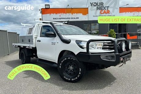 White 2018 Toyota Hilux Cab Chassis Sr (4X4)