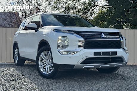 White 2022 Mitsubishi Outlander Wagon Ls 7 Seat (Awd)