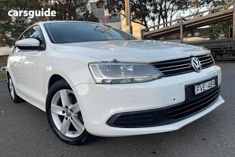 White 2012 Volkswagen Jetta Sedan 103 Tdi Comfortline