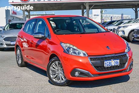Orange 2015 Peugeot 208 Hatchback Allure