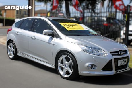 Silver 2014 Ford Focus Hatchback Titanium