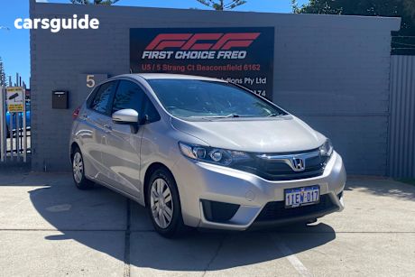 Silver 2016 Honda Jazz Hatchback Vti