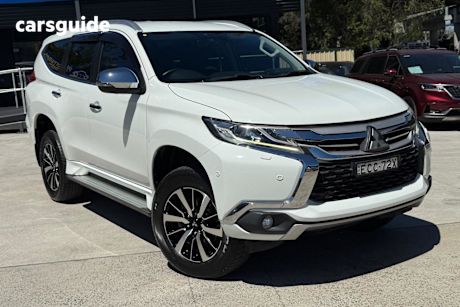 White 2018 Mitsubishi Pajero Sport Wagon Exceed (4X4) 7 Seat