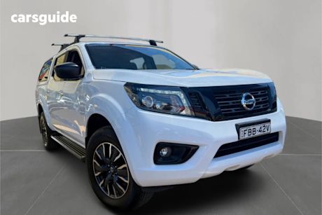 White 2020 Nissan Navara Dual Cab Pick-up St (4X2)