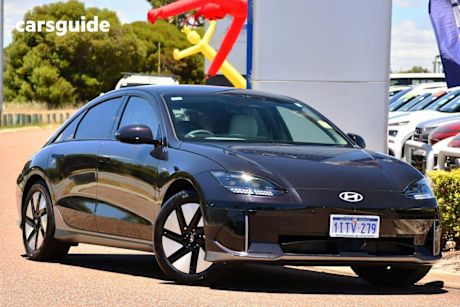 Black 2023 Hyundai Ioniq 6 Sedan Dynamiq 2Wd