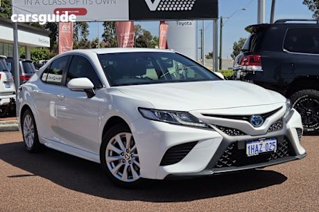 White 2020 Toyota Camry Sedan Ascent Sport (Hybrid)