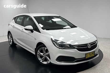 White 2017 Holden Astra Hatchback Rs