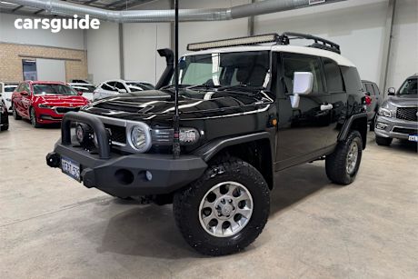 2012 Toyota FJ Cruiser Wagon