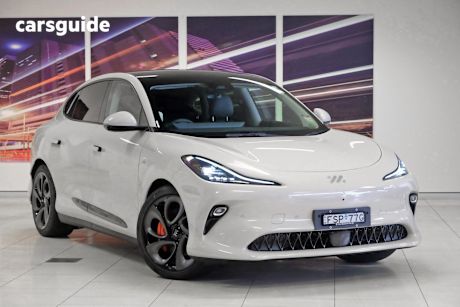 Beige 2025 MG Im6 Wagon Pereformance