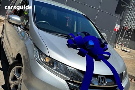 Silver 2020 Honda Odyssey Wagon Vti