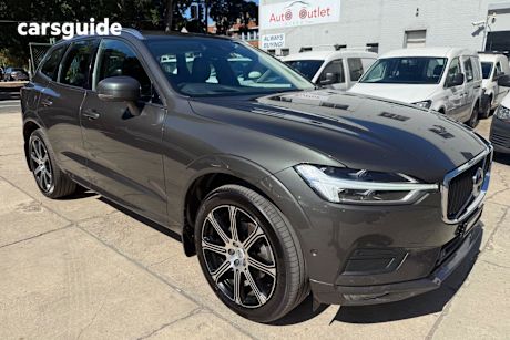 Grey 2021 Volvo XC60 Wagon T5 Momentum (Awd)