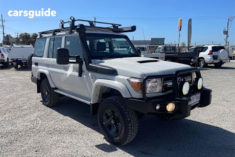 White 2011 Toyota Landcruiser Wagon Gxl (4X4)