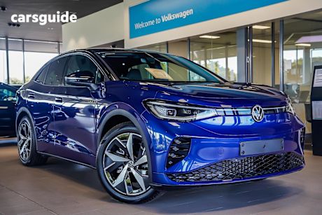 Blue 2025 Volkswagen Id.5 Wagon Gtx