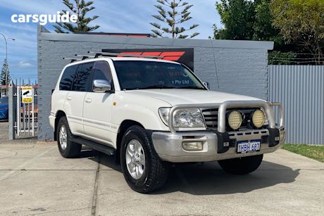 White 2006 Toyota Landcruiser Wagon Sahara (4X4)