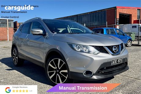 Silver 2016 Nissan Qashqai Wagon Ti (4X2)