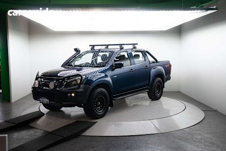 Blue 2014 Isuzu D-MAX Crew Cab Utility Ls-M Hi-Ride (4X4)