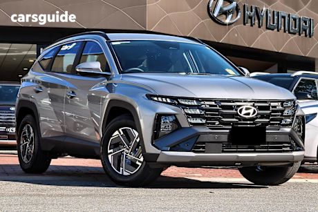 Silver 2025 Hyundai Tucson Wagon Hybrid (Fwd)