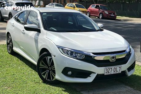 White 2017 Honda Civic Sedan Vti-L