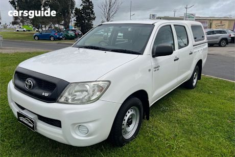 White 2009 Toyota Hilux Dual Cab Pick-up Sr