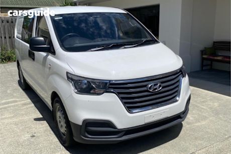 White 2019 Hyundai Iload Van 3S Liftback