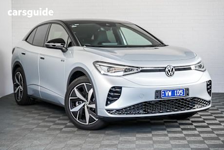 Silver 2025 Volkswagen Id.5 Wagon Gtx