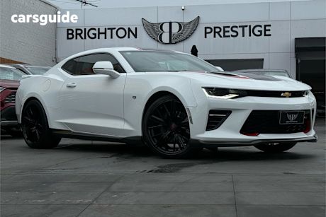 White 2018 Chevrolet Camaro Coupe 2Ss