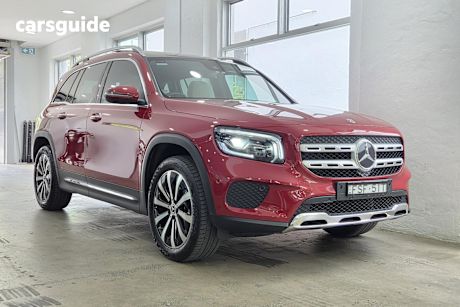 Red 2022 Mercedes-Benz Glb200 Wagon