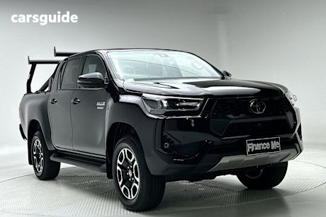 Black 2025 Toyota Hilux Double Cab Pick Up Sr5 48V (4X4)