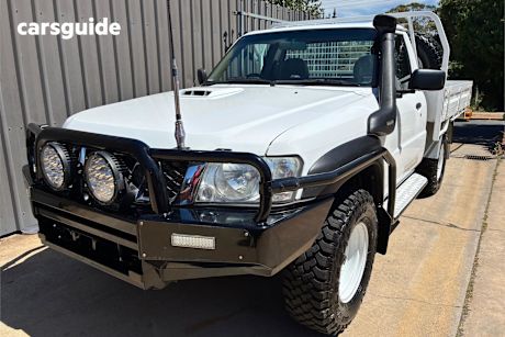 White 2012 Nissan Patrol Leaf Cab Chassis Dx (4X4)