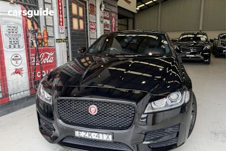 2019 Jaguar XF Sedan 25T (184Kw) R-Sport