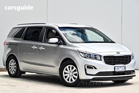 Silver 2019 Kia Carnival Wagon S