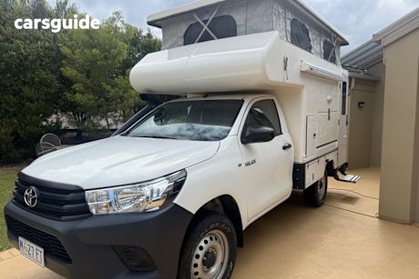 White 2018 Toyota Hilux Cab Chassis Workmate (4X4)