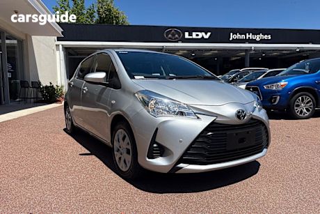 Silver 2019 Toyota Yaris Hatchback Ascent