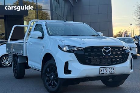 White 2025 Mazda BT-50 Freestyle Cab Chassis Xt (4X4)