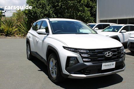 White 2025 Hyundai Tucson Wagon (Fwd)