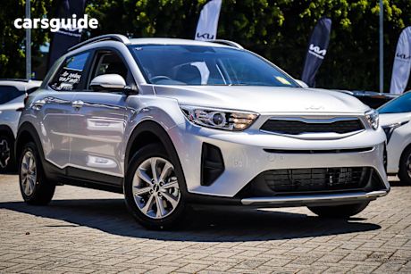 Silver 2025 Kia Stonic Wagon S