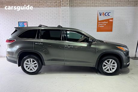 Green 2014 Toyota Kluger Wagon Gx (4X4)