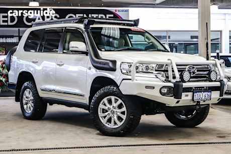 White 2016 Toyota Landcruiser Wagon Sahara (4X4)
