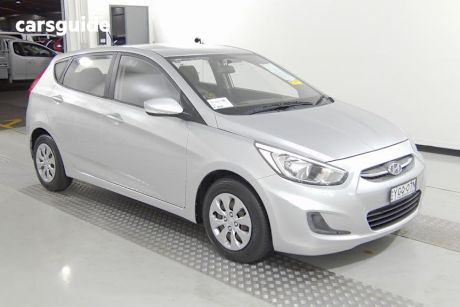 2016 Hyundai Accent Hatchback Active